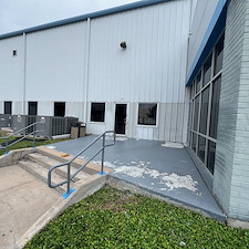 Commercial-Pressure-Washing-performed-in-Houston-Texas 4